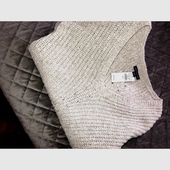 Brand New long sleeve sweater - Picture 2 of 6